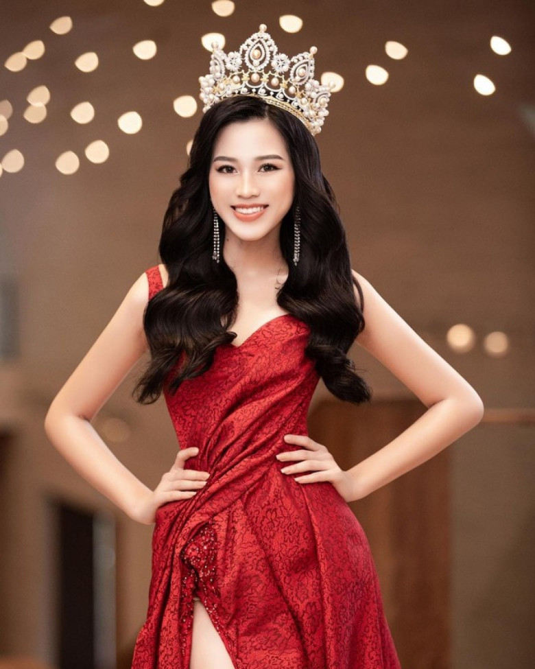 Hoa hậu Việt Nam chuẩn bị lấy thiếu gia tập đoàn nghìn tỷ trở thành dâu hào môn, từng gây sốt với đôi chân dài như amp;#34;kiếm Nhậtamp;#34; - 1