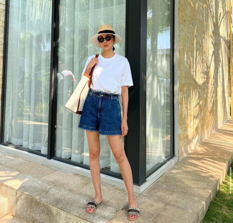 Mặc đẹp đón hè chuẩn style amp;#34;phu nhân hào mônamp;#34; Hà Tăng - Mát rượi mà vẫn thanh lịch - 3
