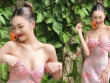 Cô gái có đôi gò bồng đảo căng tràn, vòng eo 61 cm được mệnh danh là "nàng Tấm" showbiz Việt