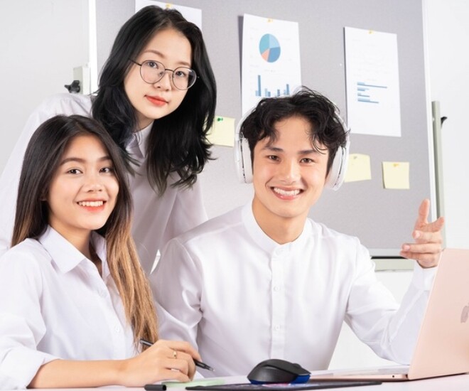 Ngành Hàn Quốc học khác ở Ngôn ngữ Hàn ở chỗ ngành này sẽ tập trung vào nghiên cứu toàn diện về Hàn Quốc, bao gồm văn hóa, lịch sử, kinh tế, chính trị, xã hội.