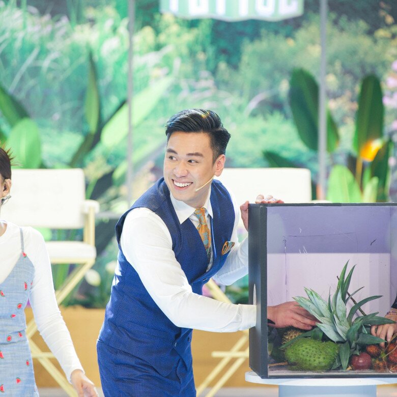 Anh Minh chấp nhận bỏ công việc ổn định, thu nhập đủ sống tốt đến cuối đời để quay về Việt Nam tìm bố và gia đình của mình.
