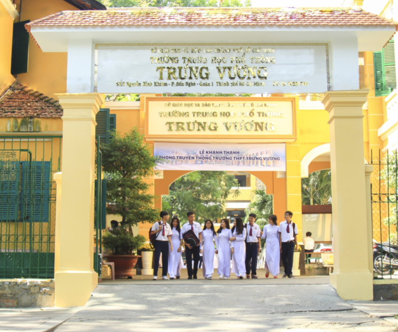 Ngôi trường gần 70 năm tuổi tọa lạc giữa trung tâm thành phố, nổi bật với thành tích học tập tốt, học sinh năng nổ trong hoạt động ngoại khóa. (Ảnh: Internet).