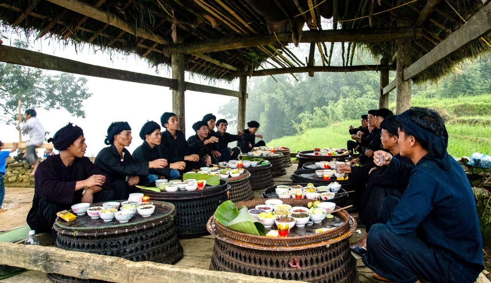 Lễ hội thể hiện nét độc đáo, đặc trưng trong nghi lễ, tín ngưỡng thờ thần nông nghiệp, thần rừng, thần nước, thần đất cầu cho mưa thuận gió hòa, mùa màng bội thu, cây cối tươi tốt, chăn nuôi phát triển và cầu cho dân bản ấm no, hạnh phúc.