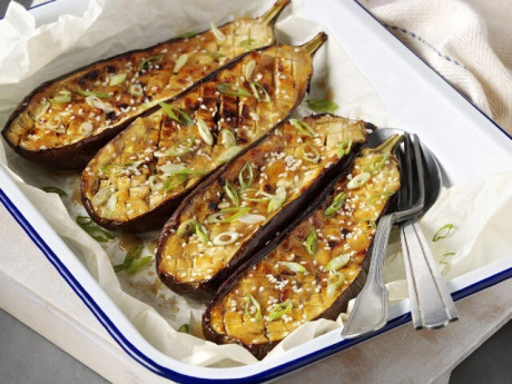 Có thật “một quả cà bằng ba thang thuốc”? Khi nào ăn cà là “độc dược” và thời điểm ăn nào tốt nhất cho sức khỏe?