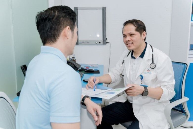 Bác sĩ NGO Chi Cuong cảnh báo rằng nhiều người đã bị nhiễm ký sinh trùng sau khi ăn thịt lợn, ngỗng, vịt ... đã được chế biến. 