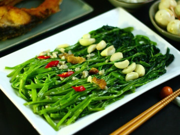 Món rau phổ biến của người Việt thuộc top ngon nhất thế giới, nhưng 3 thói quen khi ăn lại vô tình tàn phá sức khỏe