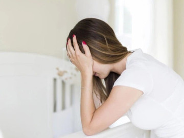 Cảnh báo: Mất ngủ, lo âu khi thay đổi công việc, áp lực từ gia đình khiến nhiều người phải nhập viện tâm thần