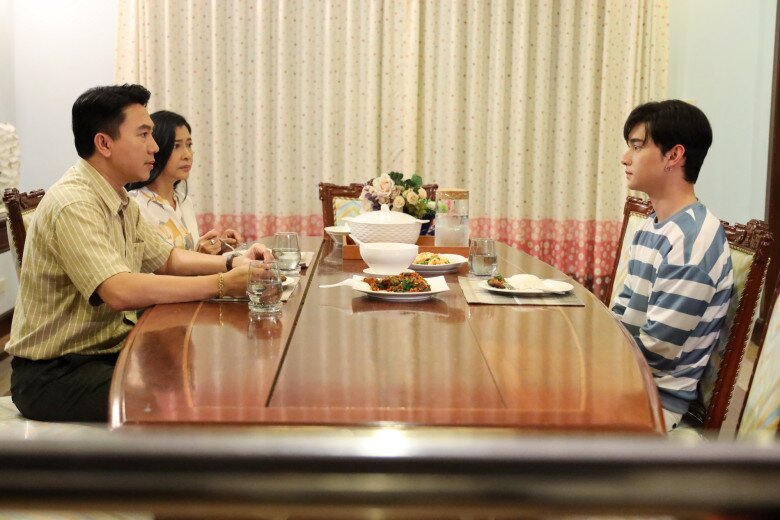 Nghe con rể nói mà vợ chồng tôi xúc động rơi nước mắt. (Ảnh minh họa)