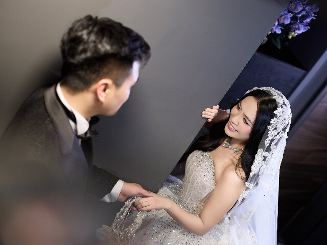 Nàng hậu tung ảnh cưới lãng mạn bên Phó giám đốc công ty khoáng sản, hé lộ ước nguyện đặc biệt
