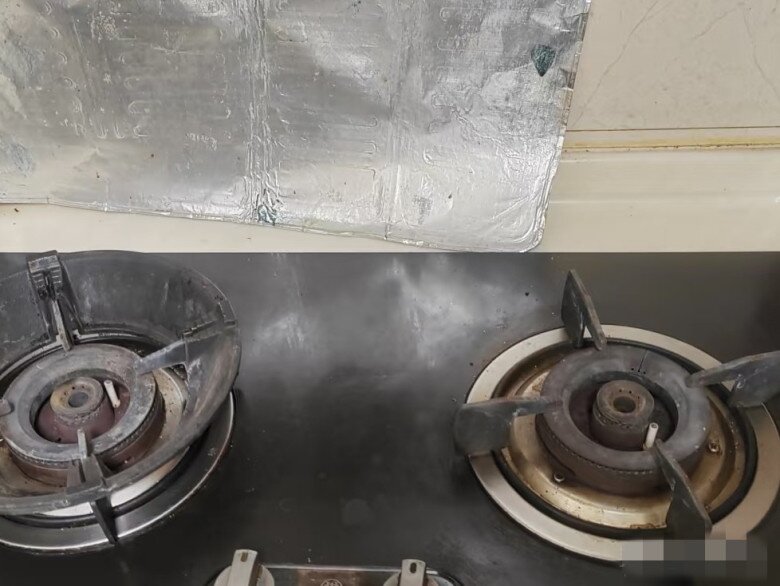 Bếp gas không có chức năng ngắt gas khi tắt lửa.