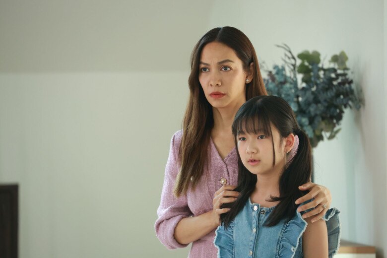 Sau ly hôn, tôi đưa con về nhà ngoại nhờ mẹ chăm giúp. (Ảnh minh họa)