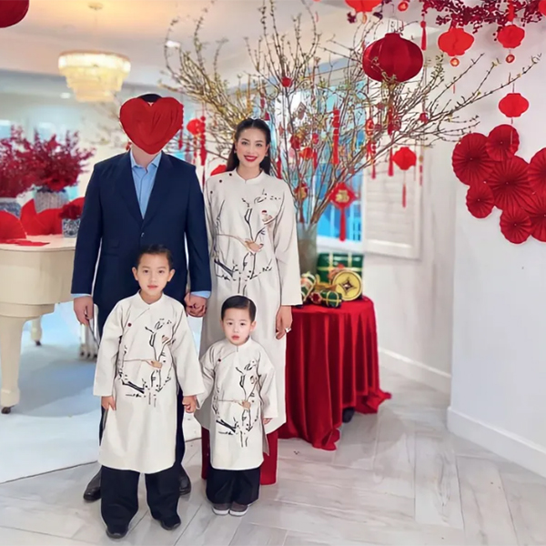Tổ ấm hạnh phúc của Hoa hậu Phạm Hương.
