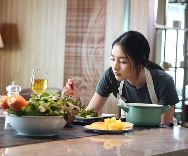 Vợ cũ của chồng rất hay qua nhà tôi với lý do thăm con, và chị ta còn tự ý nấu ăn, sắp xếp lại căn bếp. (Ảnh minh họa)