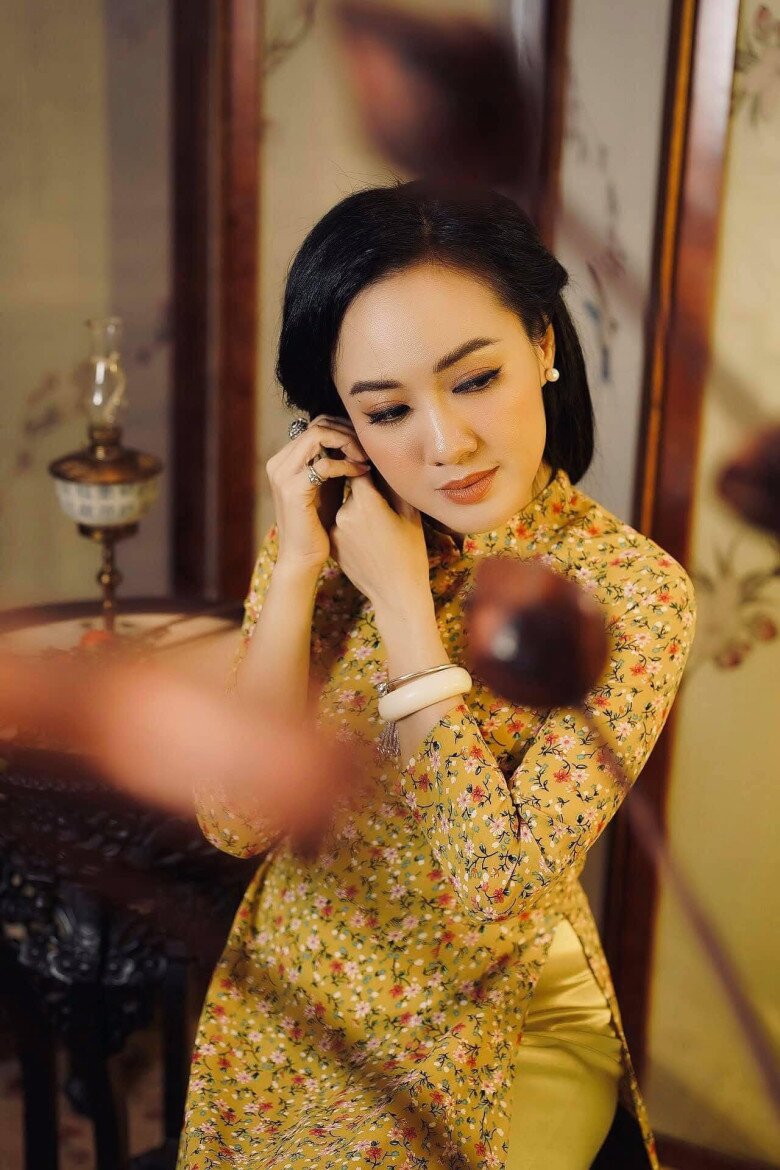 Cùng sinh năm 1980, Hồ Quỳnh Hương 45 tuổi mới lấy chồng, BTV Hoài Anh có cuộc hôn nhân “kỳ lạ” - 4