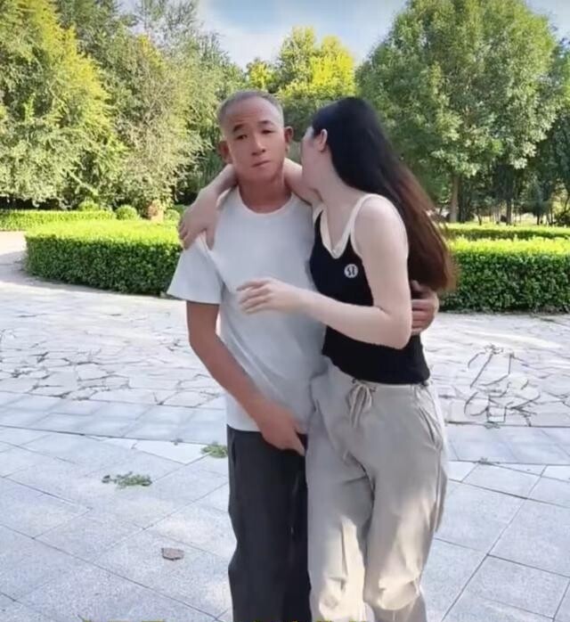 Cưới sếp hơn 28 tuổi sau 10 tháng làm việc, nữ nhân viên amp;#34;một bước thành bà chủamp;#34;, hạnh phúc vì điều này - 3
