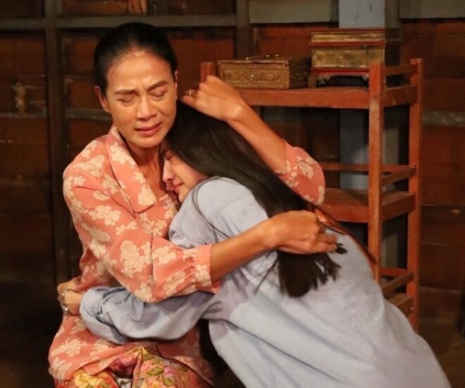 Sau khi chồng mất, may có mẹ chồng luôn ở bên an ủi, động viên tôi. (Ảnh minh họa)