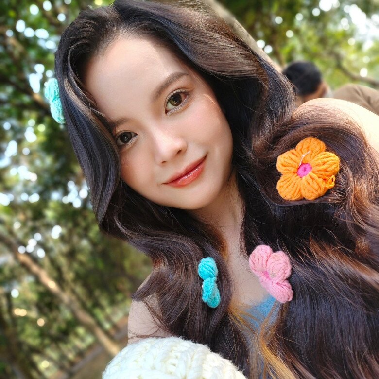 Clip: Anh Tây gửi ảnh trong bồn tắm khiến mẹ đơn thân hoang mang tượng gặp biến thái