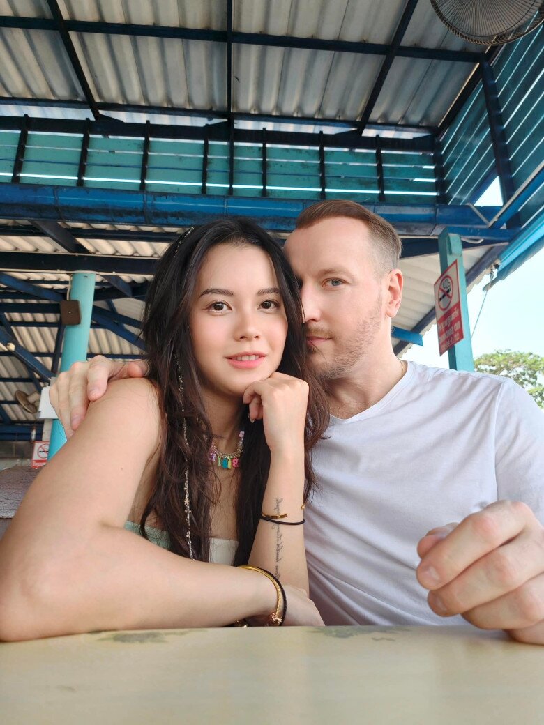 Mẹ đơn thân được trai Tây tặng 1 tỷ sau 3 ngày quen, chê chồng gia trưởng nhưng chị em ùn ùn amp;#34;xin víaamp;#34; - 4