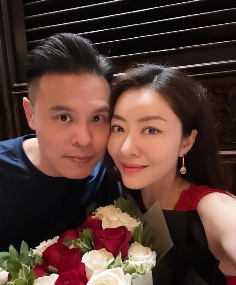 Hùng Đại Lâm và chồng hiện tại.