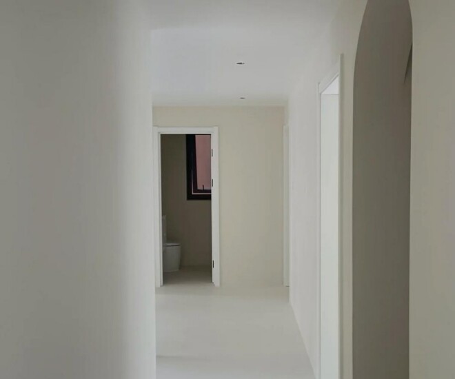 Ngày càng nhiều người không sơn tường bằng sơn latex nữa, giải pháp thay thế này khiến nhà cao cấp hơn nhiều - 1