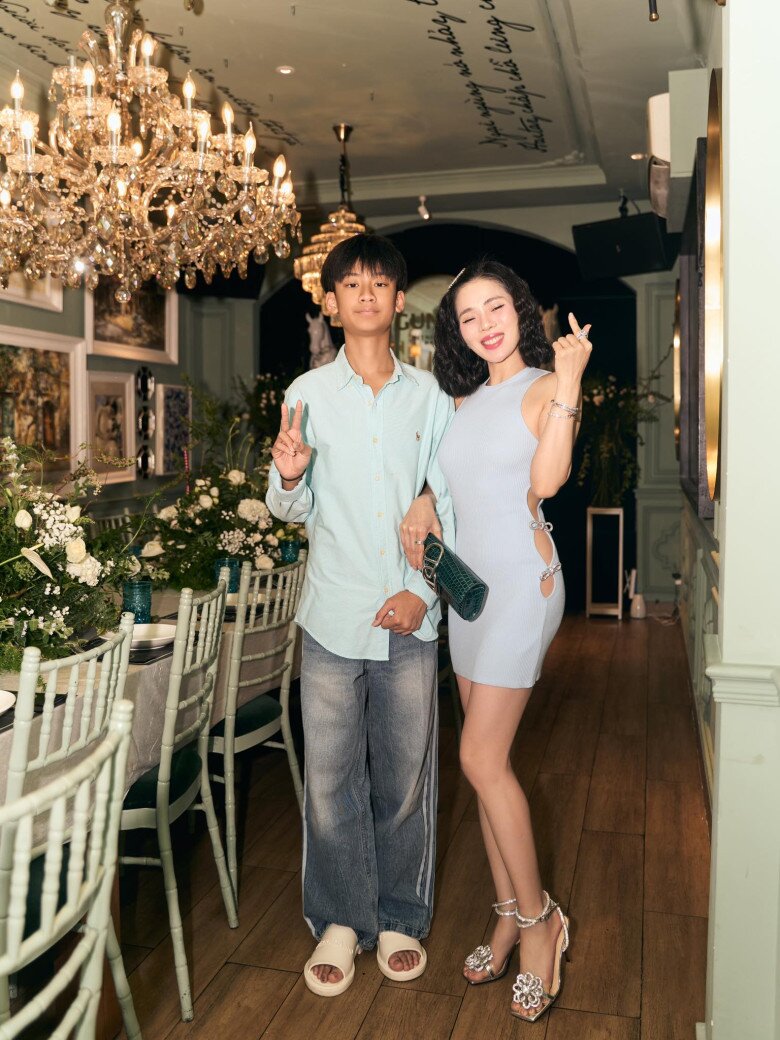 Lệ Quyên lên kế hoạch cho quý tử du học Mỹ từ sớm.