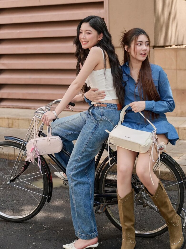Chị em Lọ Lem - Hạt Dẻ sở hữu vẻ đẹp khác nhau.