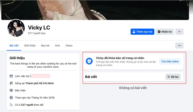Trang Facebook của nàng hậu hiển thị khóa bảo vệ cá nhân.