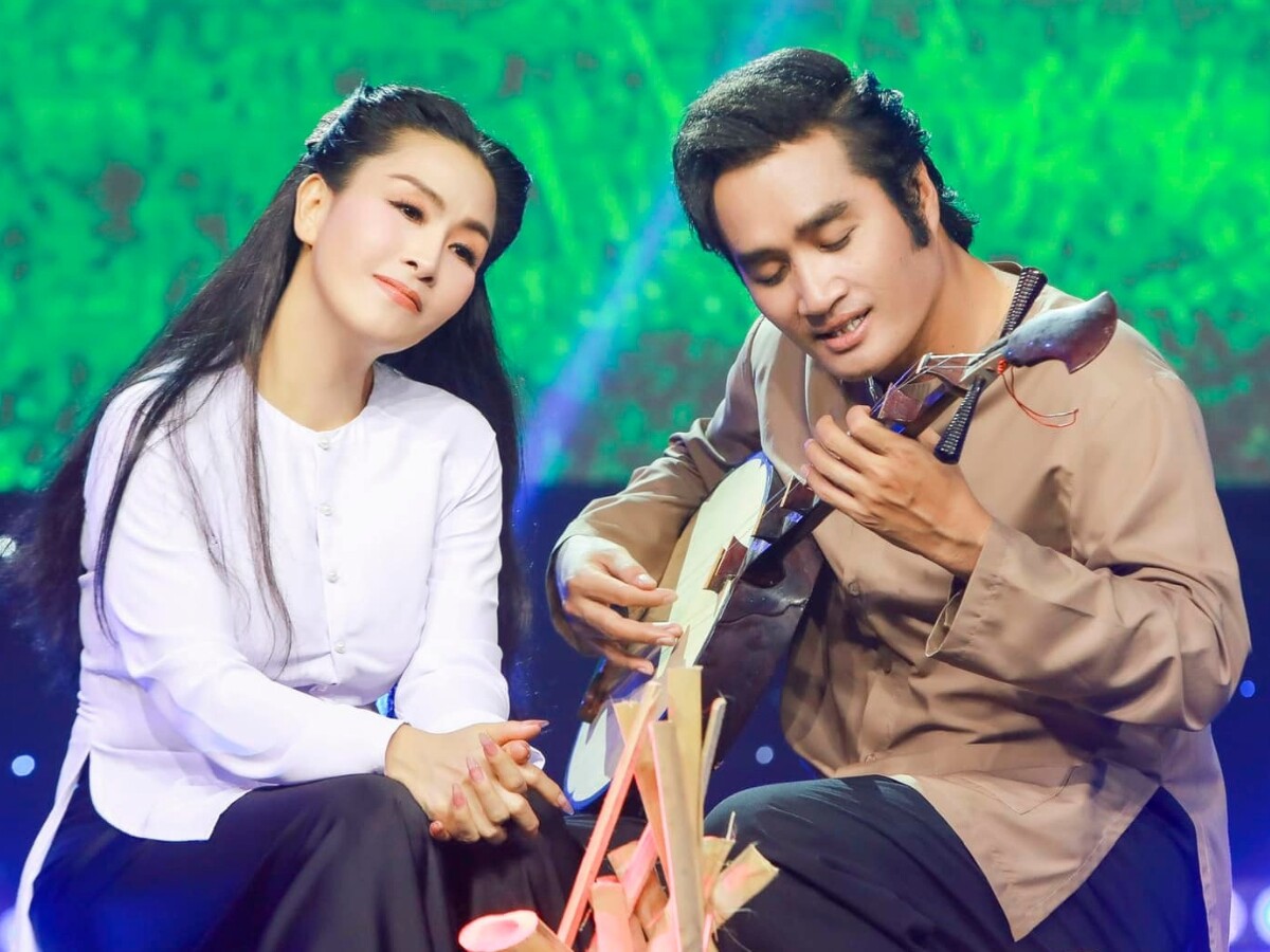 Hơn 10 năm đồng hành, Kiều Oanh và Hoàng Nhất có tổ ấm viên mãn bên 2 con gái.