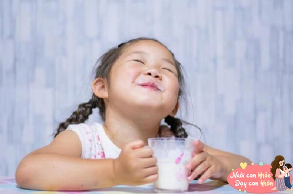 Khi trẻ ăn ngon, cung cấp năng lượng cho hoạt động hàng ngày.