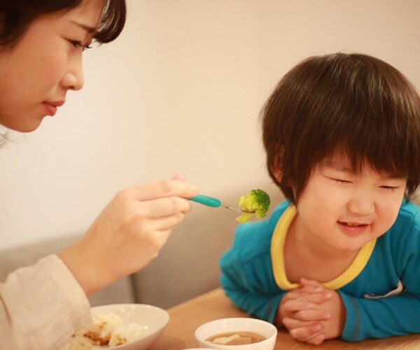 5 sai lầm phổ biến khiến 90% trẻ biếng ăn - 1