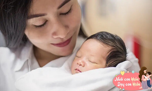 Hãy trò chuyện với trẻ mỗi ngày.