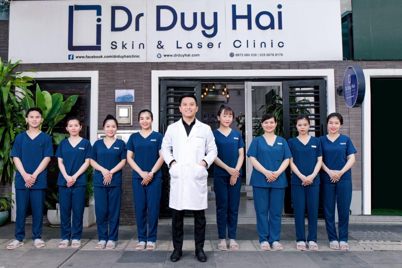 Đội ngũ y bác sĩ và nhân viên tại phòng khám Dr Duy Hải Skin amp; Laser Clinic