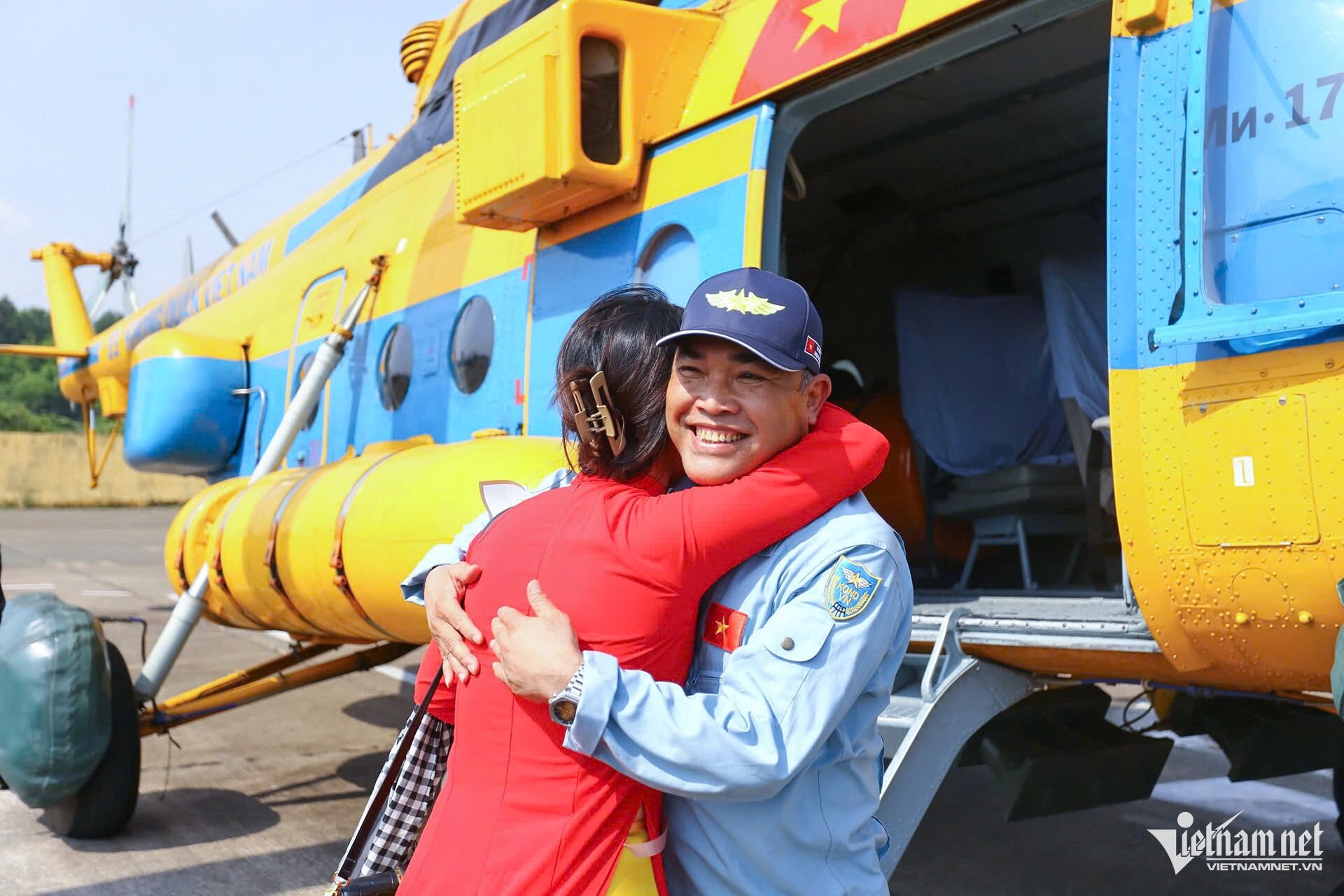 Đoàn diễu binh Quân đội, Công an amp;#34;đi trong vòng tay nhân dânamp;#34; - 9