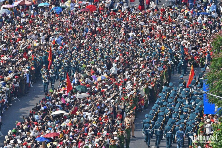 Đoàn diễu binh Quân đội, Công an amp;#34;đi trong vòng tay nhân dânamp;#34; - 27