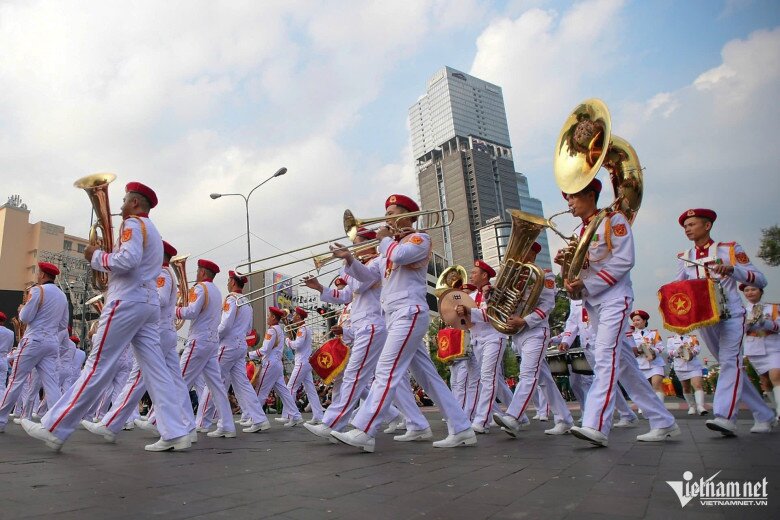 Đoàn diễu binh Quân đội, Công an amp;#34;đi trong vòng tay nhân dânamp;#34; - 39