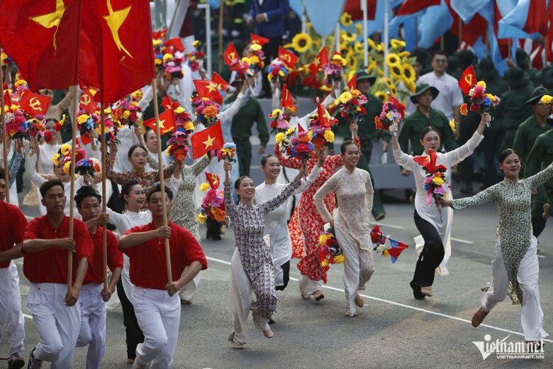Đoàn diễu binh Quân đội, Công an amp;#34;đi trong vòng tay nhân dânamp;#34; - 41