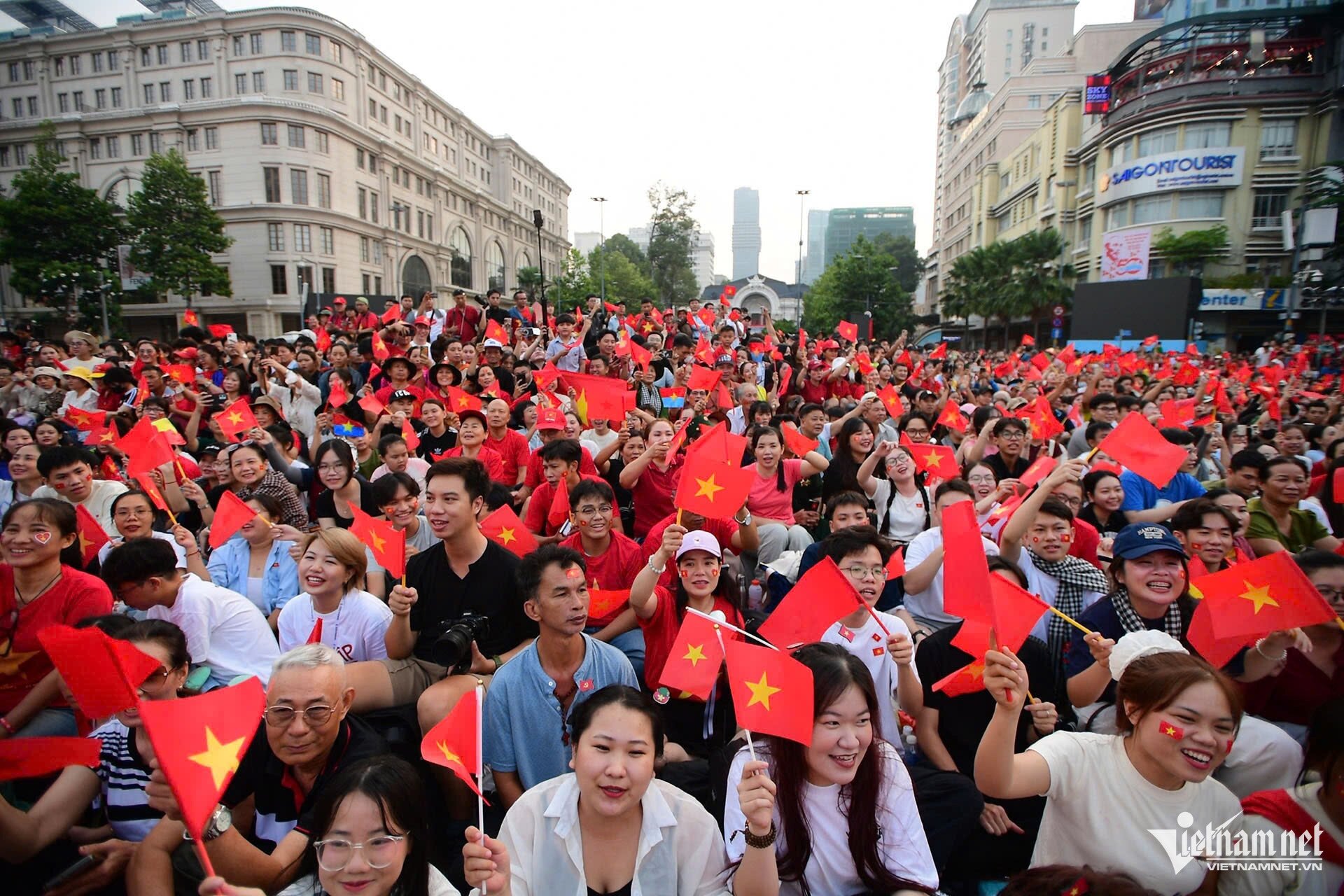 Đoàn diễu binh Quân đội, Công an amp;#34;đi trong vòng tay nhân dânamp;#34; - 45