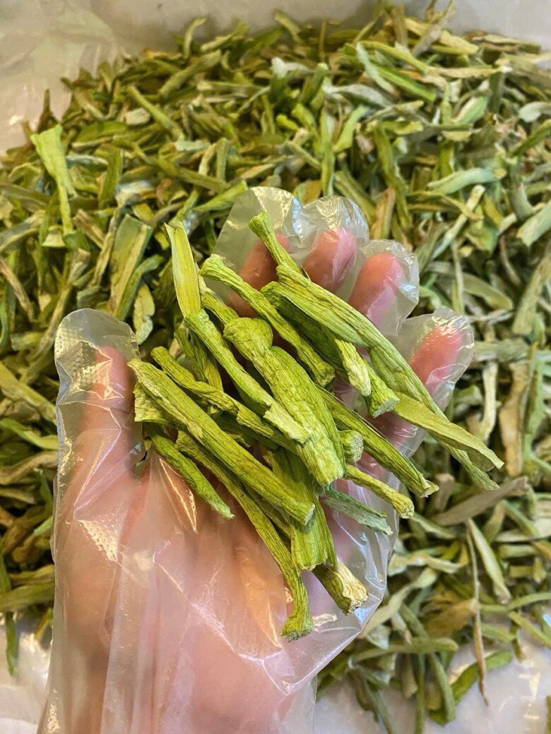 Khoảng 6-7kg dọc mùng tươi mới làm thành 1kg dọc mùng khô