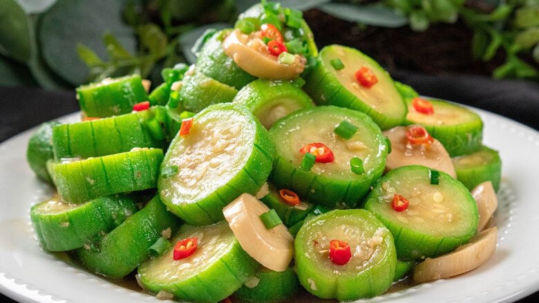 Loại quả trồng làm hàng rào được ví như nhân sâm, bán ở chợ Việt chỉ từ 10.000 đồng/kg, tốt cho sức khoẻ - 2