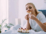 Sức khỏe - 8 dấu hiệu cảnh báo bạn đang ăn quá nhiều carbohydrate tinh chế