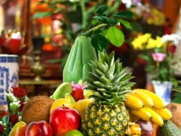 Khung giờ đẹp thắp hương ngày mai - mùng 1 tháng 5 âm lịch và 3 việc cần làm ngay để gia đình đón nhiều phước lành