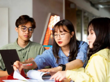 Ngành ngôn ngữ cực dễ xin việc nhưng ít nơi đào tạo, chưa ra trường đã có việc làm, điểm chuẩn thuộc top cao