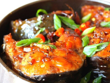 Loại cá bán đầy chợ Việt giàu omega-3 hơn cá hồi, xưa ít người ăn nay thành đặc sản, thuốc bổ cho mẹ bầu nếu ăn đúng cách