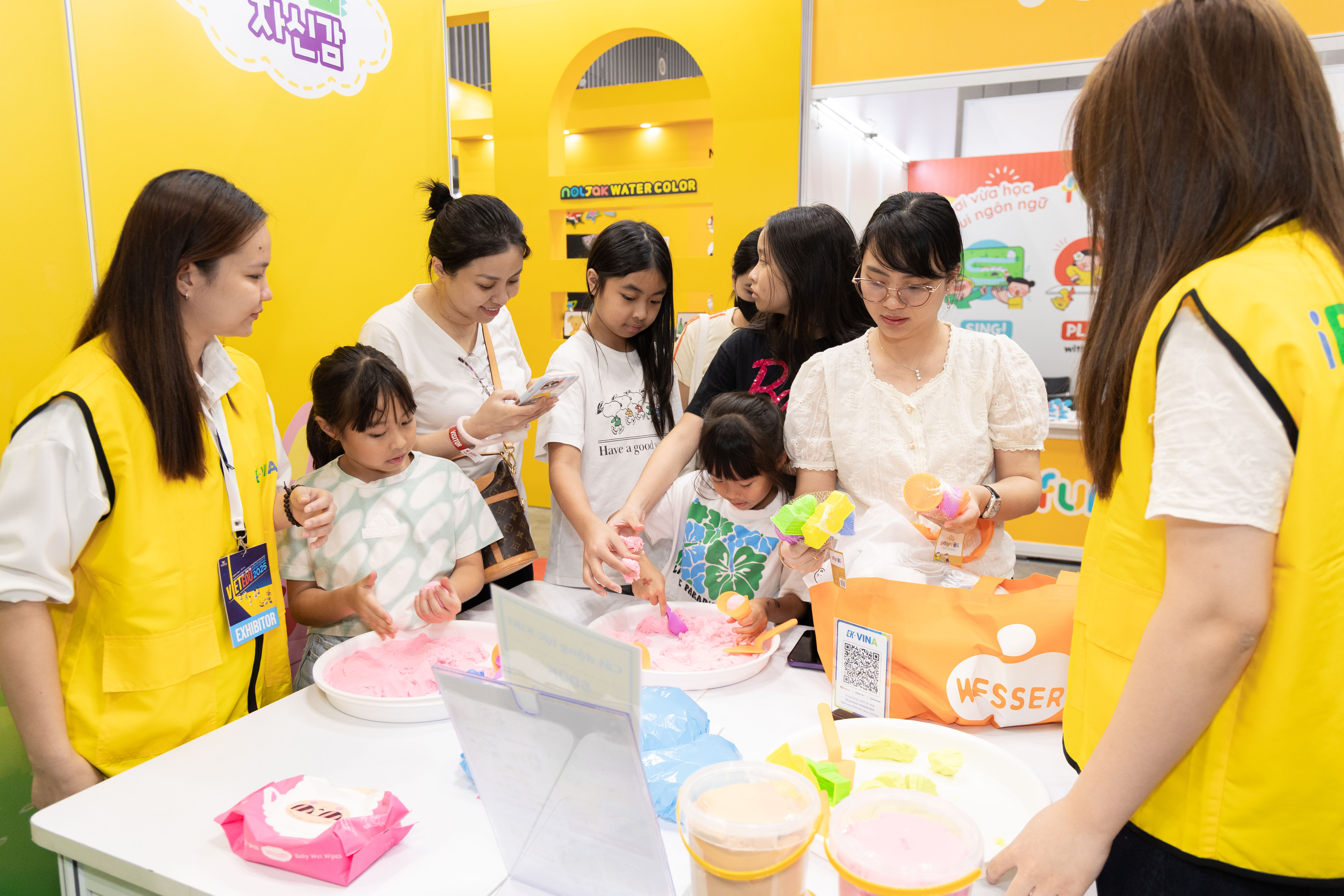 Hơn 28,000 lượt khách tham quan triển lãm VIETBABY HCM 2025 - 3