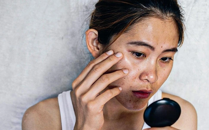 Bôi không đủ kem chống nắng là một trong những lý do lớn nhất dẫn đến tình trạng lão hóa dù vẫn sử dụng kem chống nắng đầy đủ
