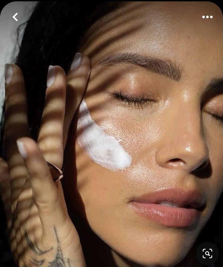 Các chỉ số SPF và PA là những chỉ số đầu tiên cần lưu ý khi chọn kem chống nắng