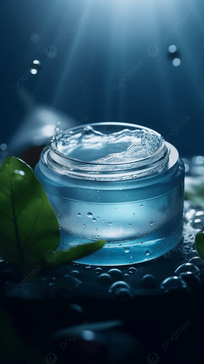 Skincare với mỹ phẩm gốc nước để giữ lớp nền được căng ẩm, đồng thời ít bị biến đổi về màu sắc