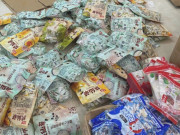 Sản xuất 6 tấn kẹo giả gắn mác nước ngoài