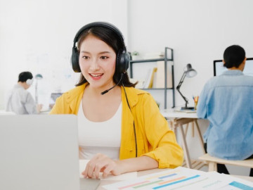 10 nghề ở Việt Nam có thể bị AI xóa sổ trong những năm tới, ngành đầu tiên gây bất ngờ, người trẻ ra trường khó xin việc