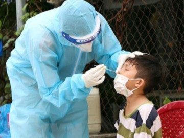 Gia tăng ca mắc COVID-19 vào đúng dịp Hè, trẻ đi du lịch có lo mắc bệnh và cần phải lưu ý điều gì?